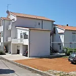 Πανσιόν And With Parking Space Palit, Rab - 5039 Palit