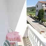 Πανσιόν And With Parking Space Palit, Rab - 5039