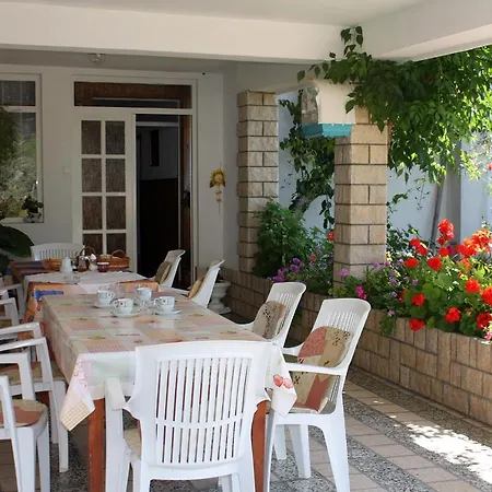 And With Parking Space Palit, Rab - 5039 Casa de hóspedes