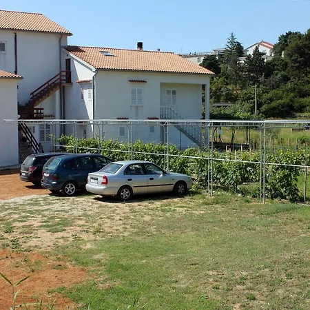 Guest house And With Parking Space Palit, Rab - 5039