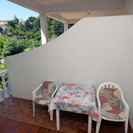 Guest house And With Parking Space Palit, Rab - 5039