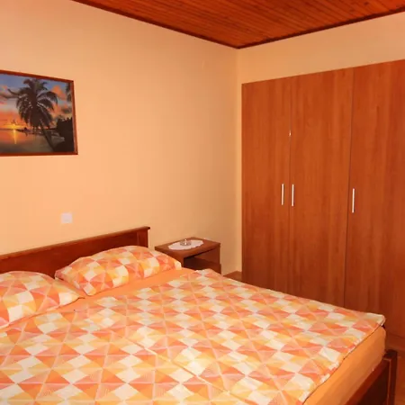 And With Parking Space Palit, Rab - 5039 Guest house