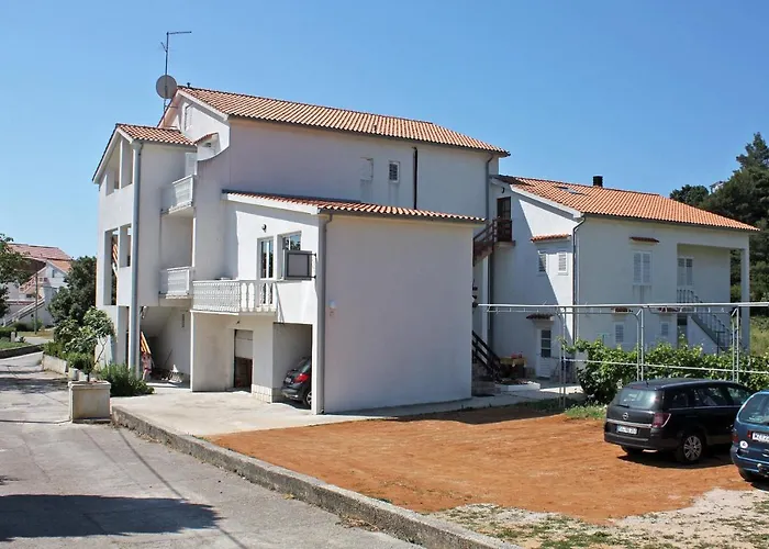 Πανσιόν And With Parking Space Palit, Rab - 5039 Palit